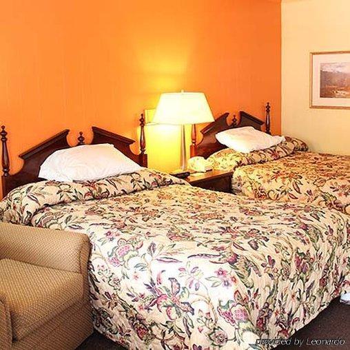 Colonial Hotel